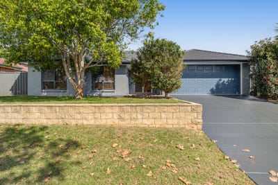/international/au/7-currawong-drive-highfields-qld-151128916/