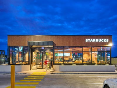 /international/au/starbucks-4-enterprise-way-waurn-ponds-vic-505004408/