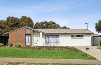 /international/au/38-kanimbla-crescent-craigmore-sa-151199868/