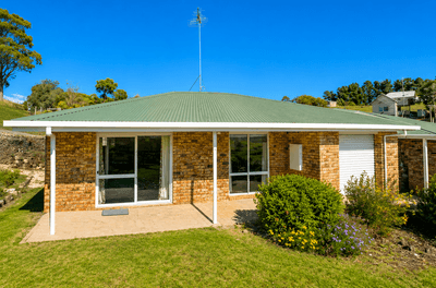 /international/au/2-9-kismet-place-st-helens-tas-151397112/