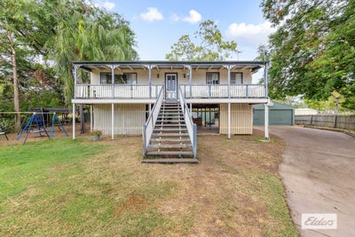 /international/au/5-edwards-place-emerald-qld-151214892/