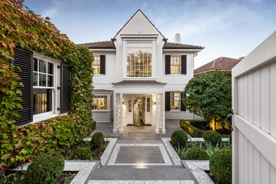 /international/au/16-hill-street-toorak-vic-150979680/