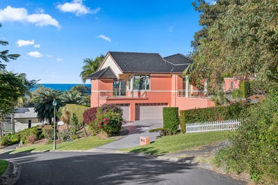 /international/au/2-breakers-way-korora-nsw-148542080/
