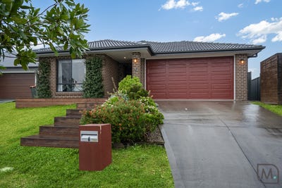 /international/au/8-medlar-circuit-gillieston-heights-nsw-148774392/?lang=fr