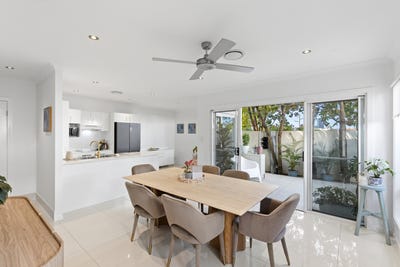 /international/au/14-59-ward-street-southport-qld-151183988/