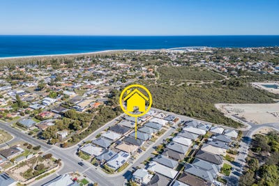/international/au/7-snapper-way-two-rocks-wa-151176372/