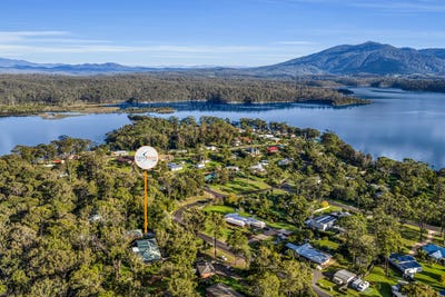 /international/au/21-23-bellbrook-crescent-wallaga-lake-nsw-150583996/