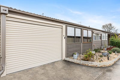 /international/au/4-1108-howitt-street-wendouree-vic-148547652/