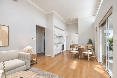 /international/au/12-7-goldsmith-road-spearwood-wa-152473508/