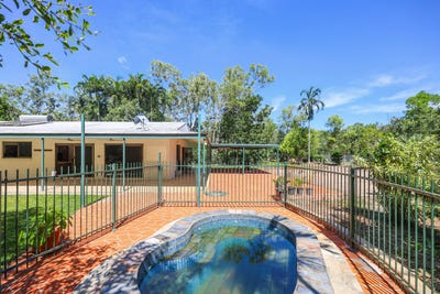 /international/au/81-currawong-drive-howard-springs-nt-150799864/