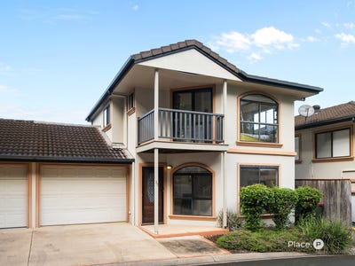 /international/au/27-12-greendale-way-carindale-qld-151639068/