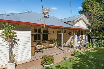 /international/au/20-frank-street-narrandera-nsw-151190836/