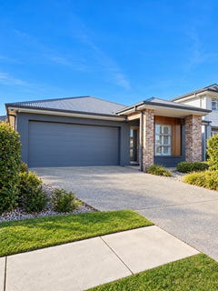 /international/au/33-cato-circuit-leppington-nsw-152482432/