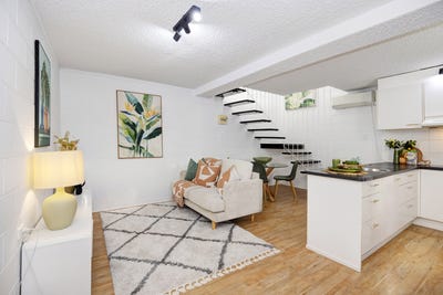 /international/au/12-39-cook-street-north-ward-qld-151427164/