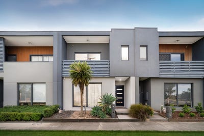 /international/au/10-treeve-parkway-werribee-vic-152712844/