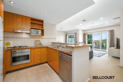 /international/au/17-1-preston-street-como-wa-148083336/