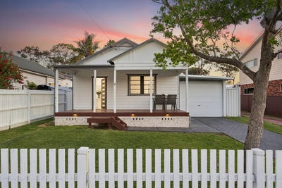 /international/au/7-saturday-street-tuggerawong-nsw-152574268/