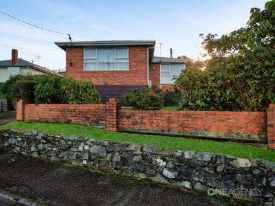 /international/au/26-mcphee-street-havenview-tas-151622676/