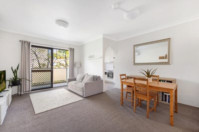/international/au/8-71-florence-street-hornsby-nsw-152574712/