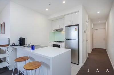 /international/au/204-30-ashley-street-west-footscray-vic-148200848/