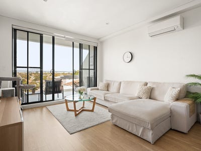 /international/au/7-702-704-canterbury-road-belmore-nsw-148633948/