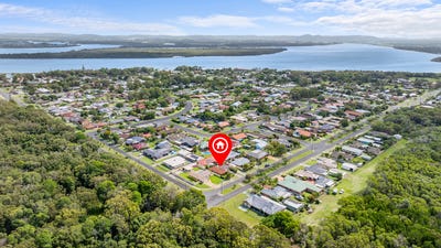 /international/au/74a-duke-street-iluka-nsw-150772620/