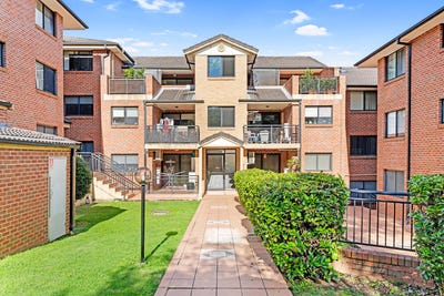 /international/au/15-2-mulla-road-yagoona-nsw-151467332/