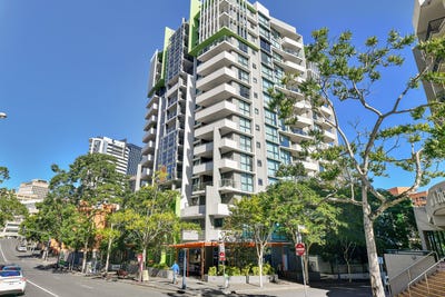 /international/au/87-454-upper-edward-street-spring-hill-qld-148601472/?lang=fr