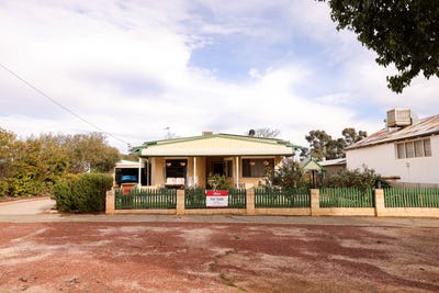 /international/au/33-french-avenue-merredin-wa-148665344/