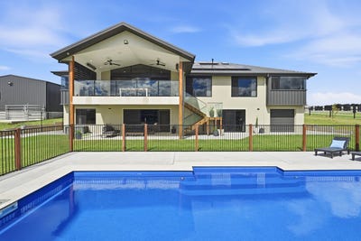 /international/au/11-riviera-place-sancrox-nsw-150896660/