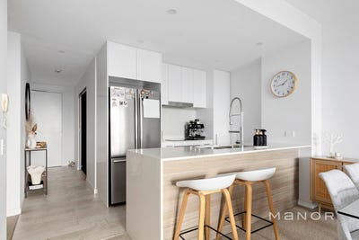 /international/au/302-1-lucinda-avenue-norwest-nsw-148540664/