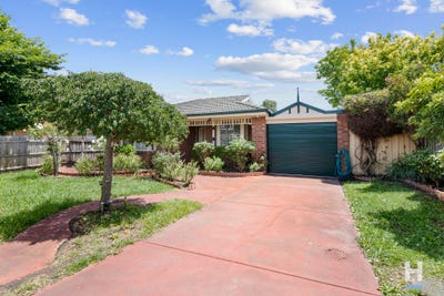 /international/au/1-maldon-court-narre-warren-vic-151904980/