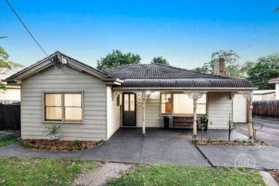 /international/au/1-32-fernside-avenue-briar-hill-vic-150796888/