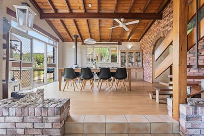 /international/au/9-nardie-street-sapphire-beach-nsw-150755912/