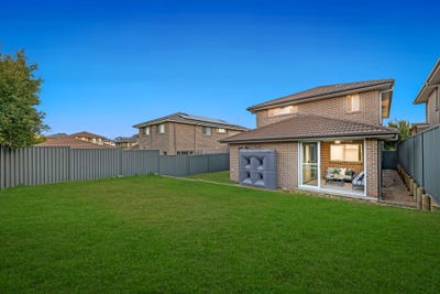 /international/au/23-whitechapel-avenue-tallawong-schofields-nsw-148499880/