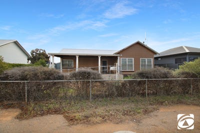 /international/au/16-jamieson-street-broken-hill-nsw-148381220/