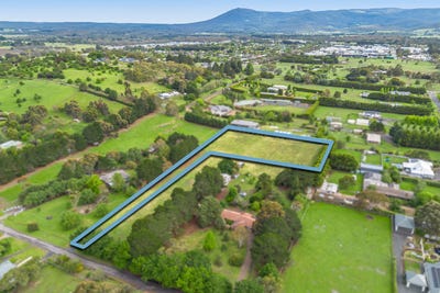 /international/au/20-morrow-road-east-new-gisborne-vic-204511824/