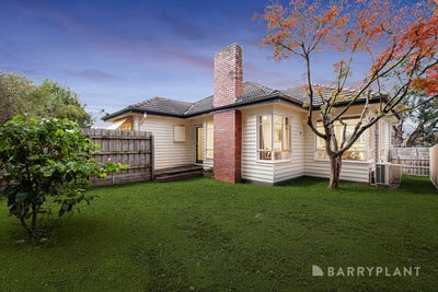 /international/au/10-cave-hill-road-lilydale-vic-151332236/