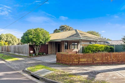 /international/au/2-sixth-avenue-chelsea-heights-vic-151367316/