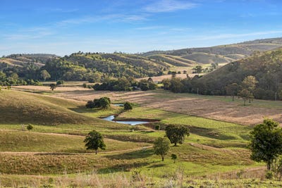 /international/au/396-kooralgin-upper-yarraman-road-kooralgin-qld-700411452/