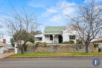 /international/au/10-smith-street-cowra-nsw-148641792/