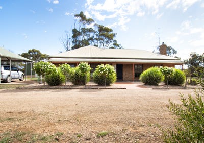 /international/au/51-harris-road-kadina-sa-150880816/