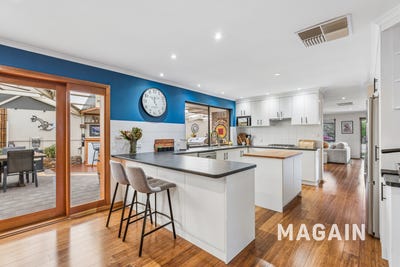 /international/au/12-keane-court-old-reynella-sa-152586972/