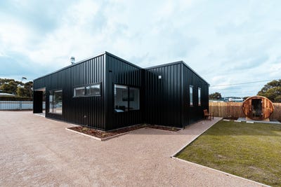 /international/au/16-davies-street-weymouth-tas-152486756/