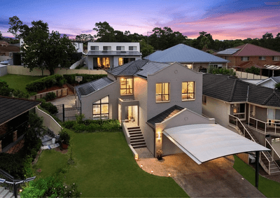 /international/au/17-harpur-place-casula-nsw-151196652/
