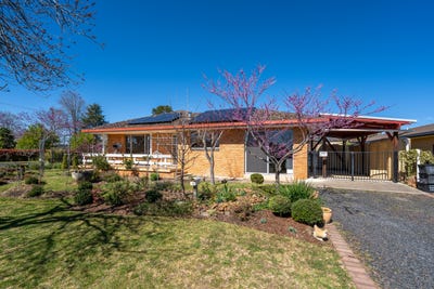 /international/au/2-cynthia-crescent-armidale-nsw-152385324/