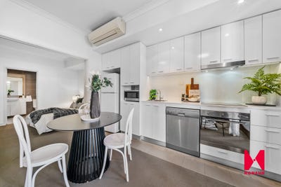 /international/au/2-9-salvado-road-subiaco-wa-150899380/