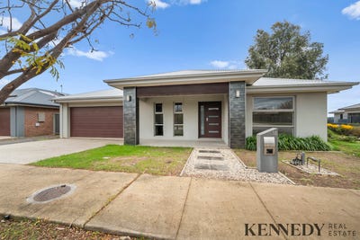 /international/au/12-doongara-street-yarrawonga-vic-151498052/