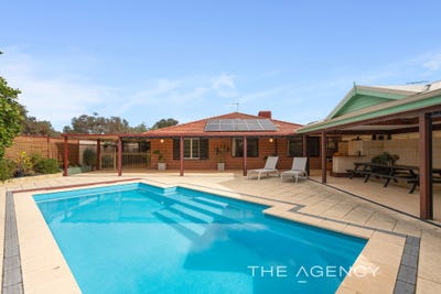 /international/au/7-frankland-place-jane-brook-wa-148361892/