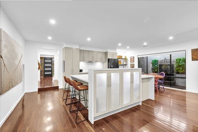/international/au/5-warrumbungle-close-ocean-grove-vic-148281136/